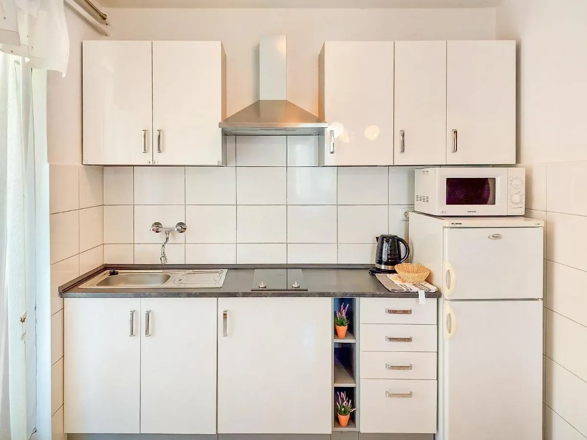 Apartment Kuki - Prc159 By Interhome Poreč